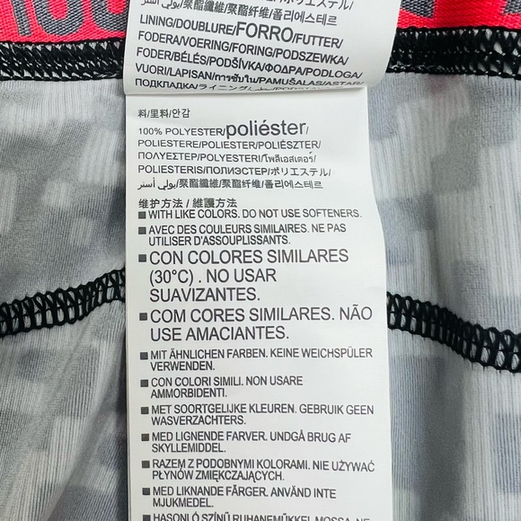 Under Armour Strike Zone Slider Women's Softball Shorts Gray/Black Size M - Picture 7 of 7